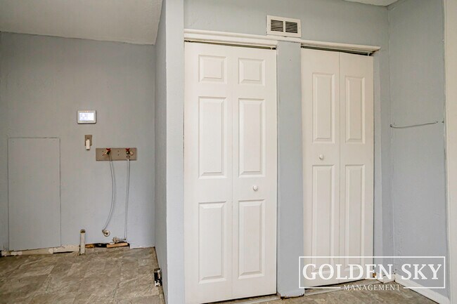 Foto del edificio - 2818 N Dearborn St