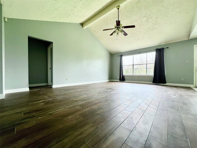 Building Photo - 1338 Holbech Ln