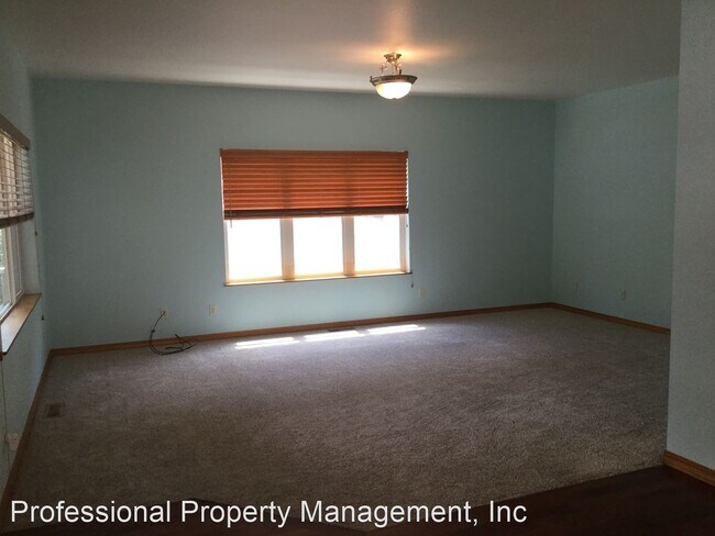 Building Photo - 3 br, 2 bath House - 2807 O'Shaughnesy St