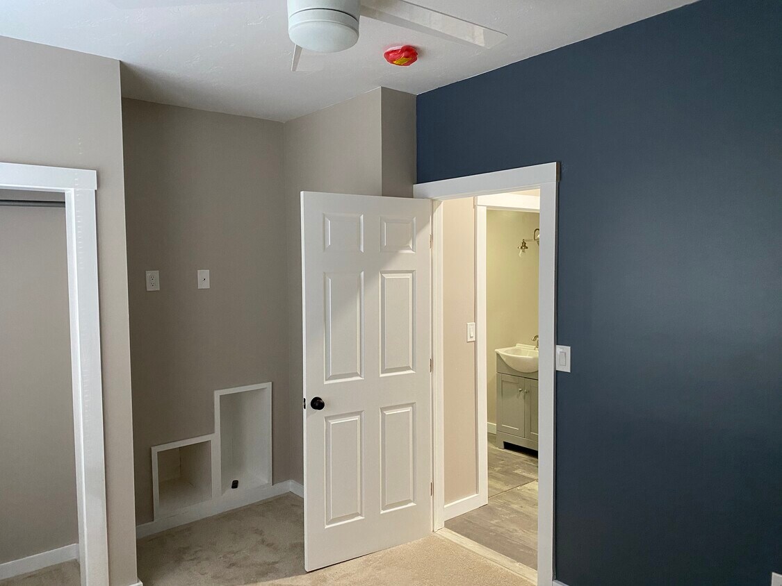 295 Depot Rd, Eliot, ME 03903 Condo for Rent in Eliot, ME