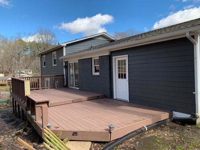 Building Photo - 7010 Sorrell Ln