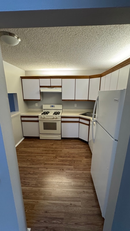 Building Photo - 24 Colonial Ct