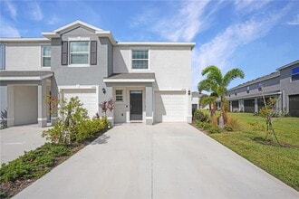 Building Photo - 17579 Crescent Moon Lp