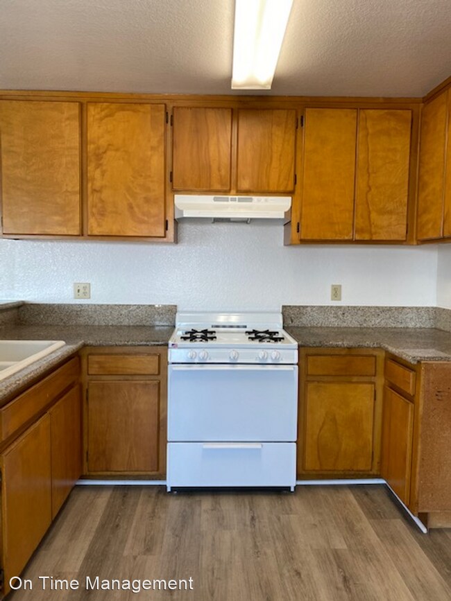 Building Photo - 1433 Coronado Ave