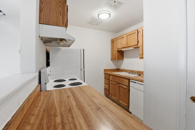 Photo - 5041 Garrison St Townhome