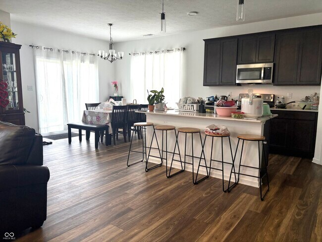 Building Photo - 6120 Medina Spirit Dr