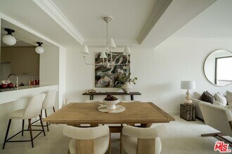 Building Photo - 11847 Gorham Ave