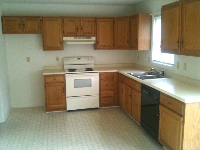 Building Photo - 101 Millview Ct