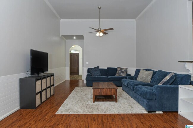 Building Photo - 464 Chapel Hill Cove