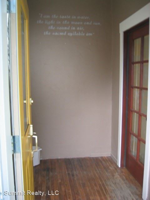 Foto del edificio - 3 br, 1 bath House - 513 East St