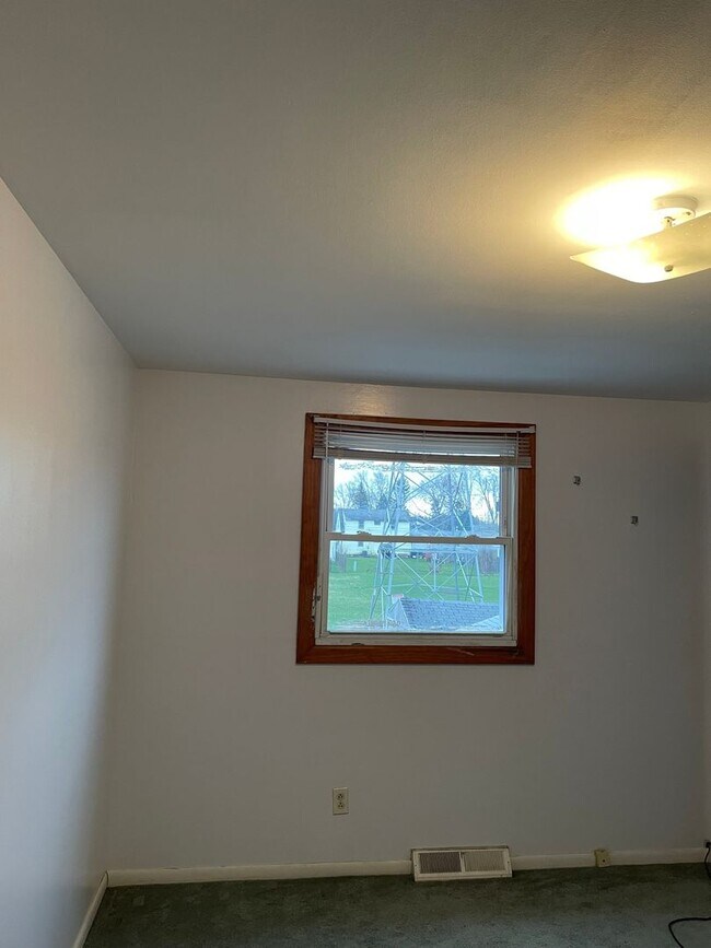 Foto del edificio - 6 Bedroom Duplex in Buffalo