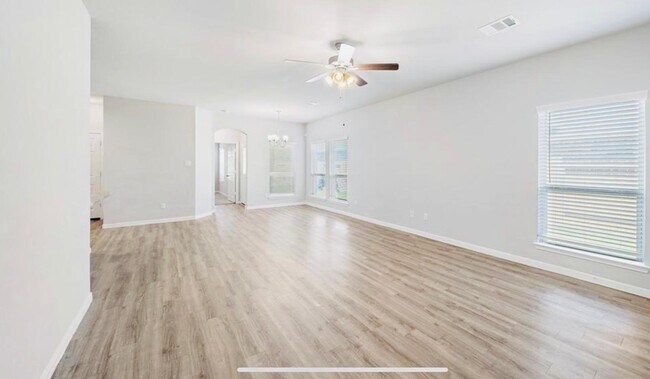 Building Photo - 10314 Birch Peak Dr