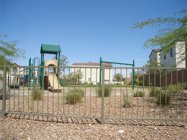 Building Photo - 7653 Crystal Village Ln