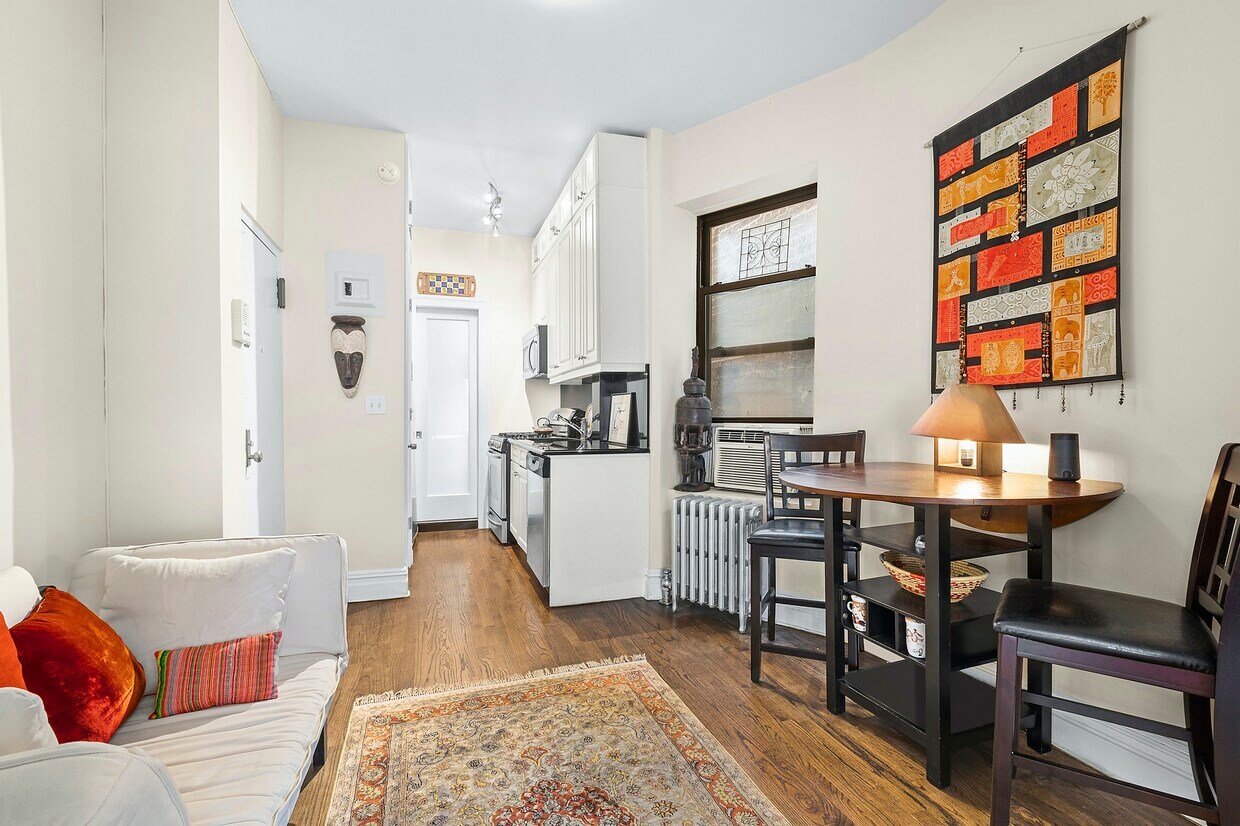 41 Perry St Unit 3C, New York, NY 10014 Condo for Rent in New York