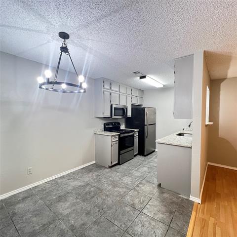 Building Photo - 104 Woodie Way