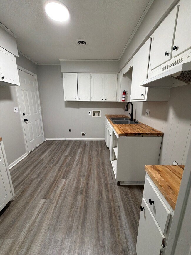 Foto del edificio - 207 Highland St