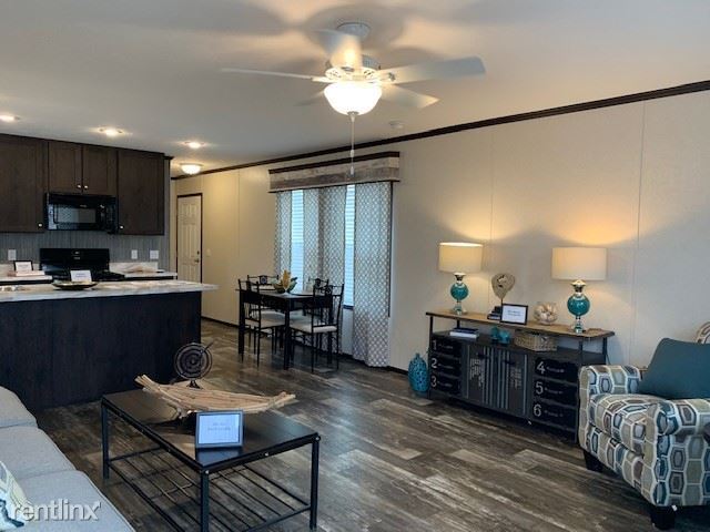 Foto del edificio - 1001 Pebble Creek Ct
