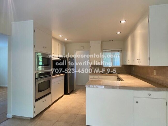 Foto del edificio - 2516 Mimosa St