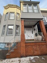 Building Photo - 920 20th St