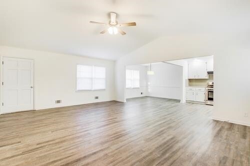 Building Photo - 2870 Creekstone Dr