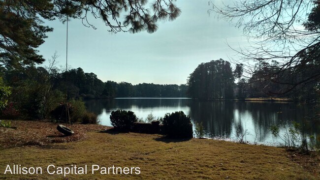Building Photo - 3 br, 3 bath House - 1809 Lakeshore Drive