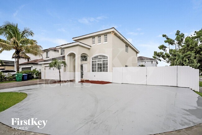 Foto del edificio - 10223 SW 227th Ln