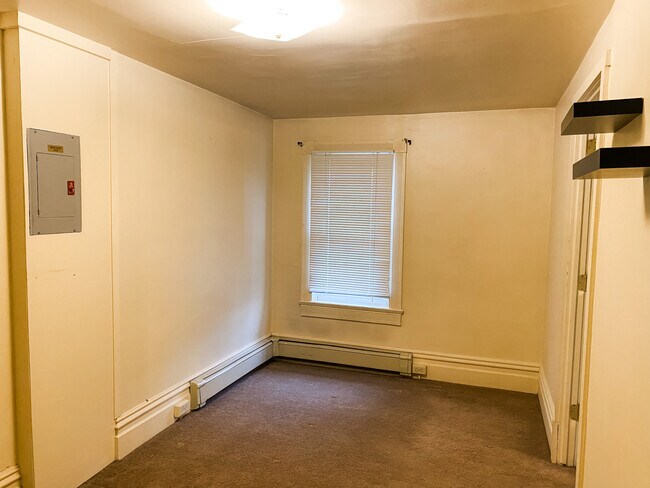 Foto del edificio - Chicora Triplex