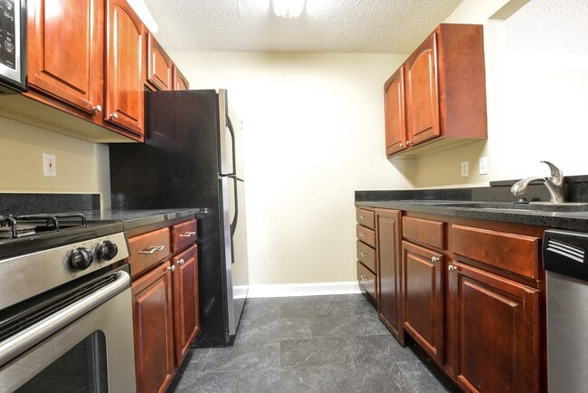 Photo - Miriada Condominums - 3 Bed 2 Bath for Ren...