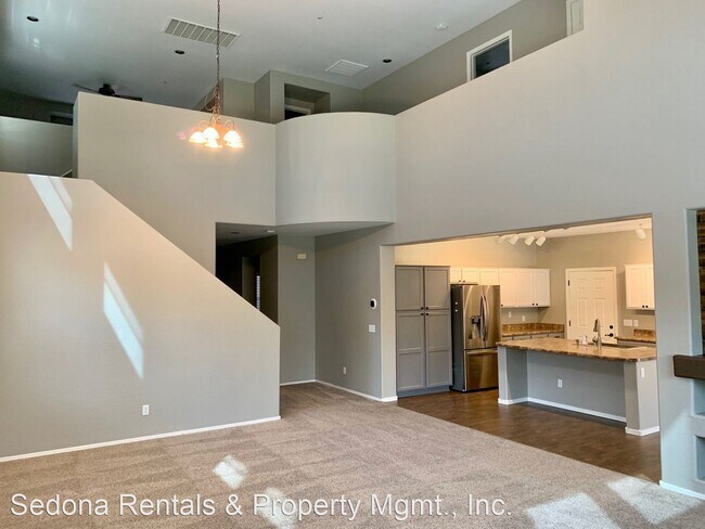 Foto del edificio - 3 br, 3 bath House - 579 Whistle Stop Rd.