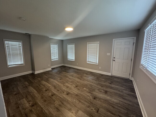 Foto del edificio - 1389 Rising Sun Rd