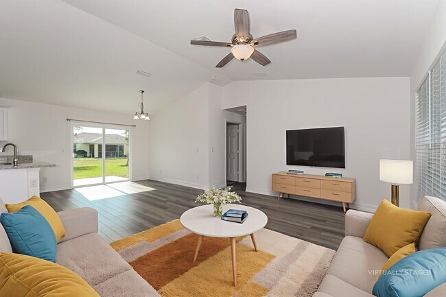 Building Photo - 106 NW 24th Terrace