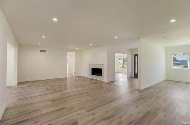 Building Photo - 11200 Jellico Ave