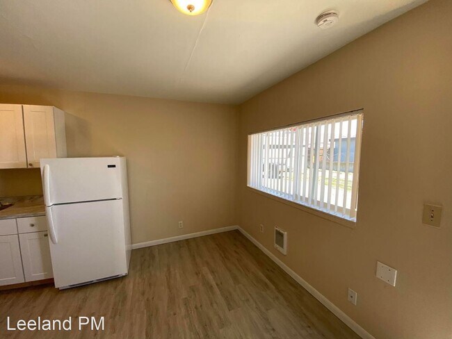 Foto del edificio - 3830 W 6th St
