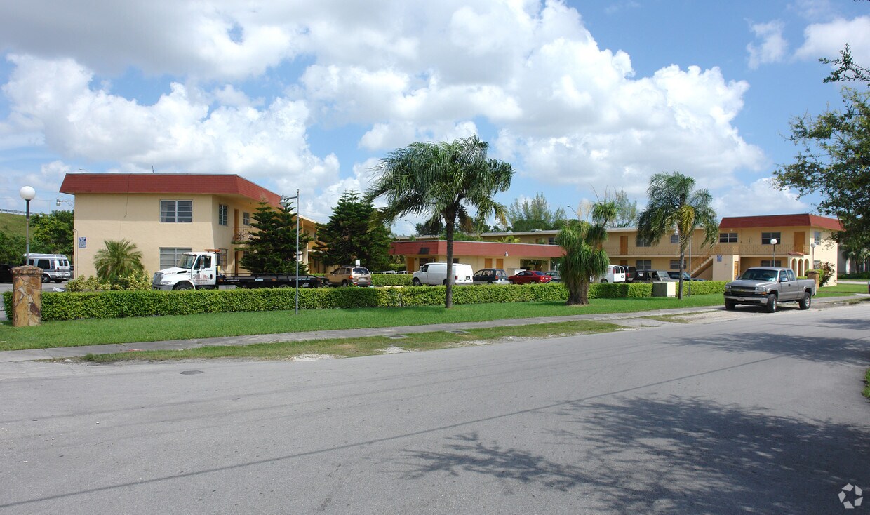 Foto principal - Galloway Court Apartments