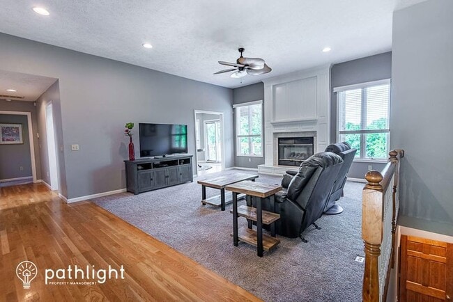 Building Photo - 4687 South Kimbrough Avenue