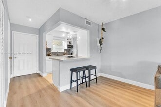 Building Photo - 8600 SW 109th Ave