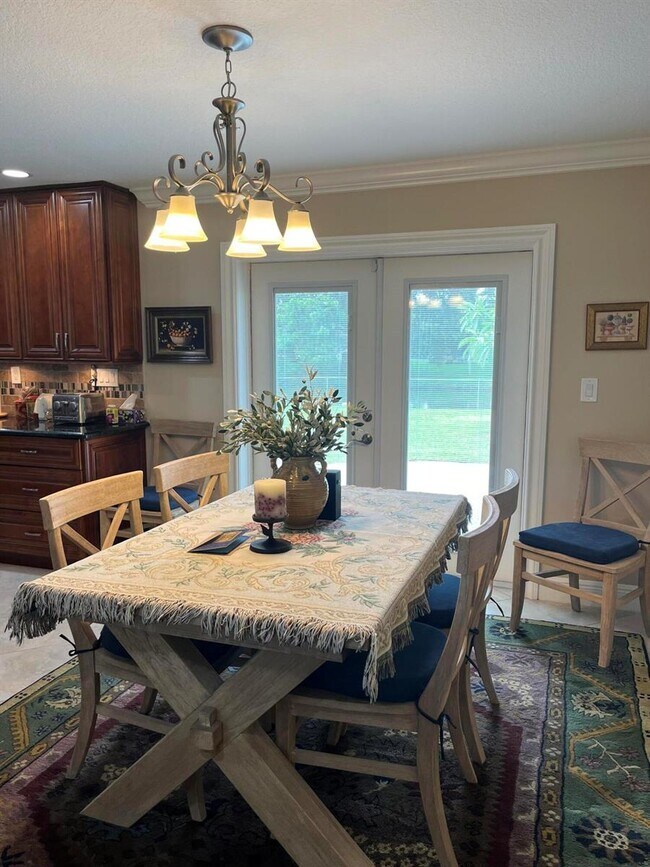 Foto del edificio - 132 Bobwhite Rd