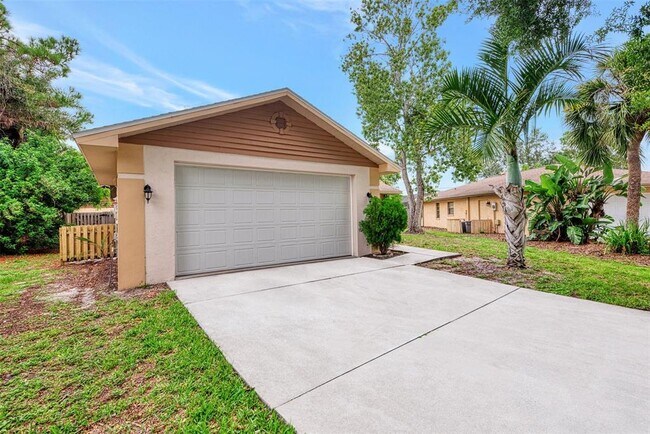 Building Photo - 4217 Arrow Dr