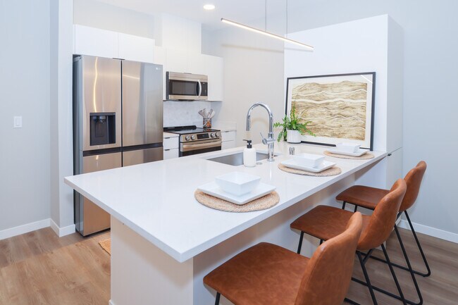 Foto del edificio - 2630 N Hackett Ave