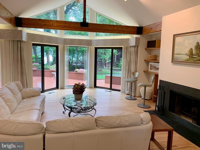 Foto del edificio - 11286 Spyglass Cove Ln