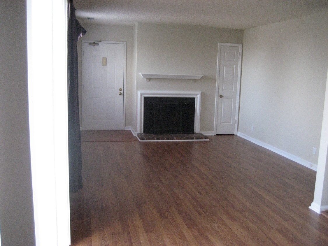 Living Room - 5852 Brentwood Trace