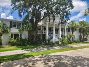 Building Photo - 55 Riberia St