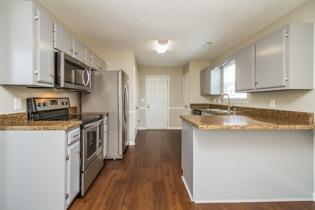 Foto del edificio - 2115 Montgomery Ln