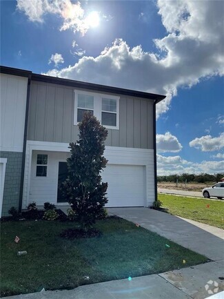 Building Photo - 476 Madison Dr