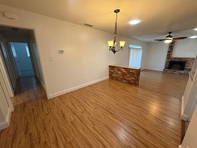 Building Photo - 8325 Lake Forest Dr
