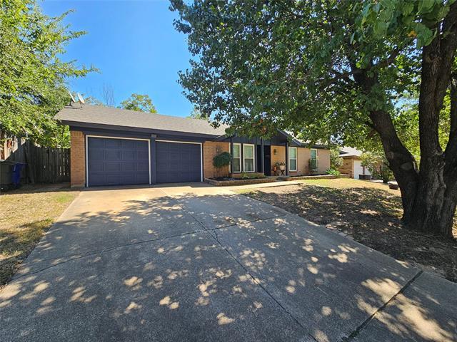 Foto principal - 609 Canyon Ridge Dr