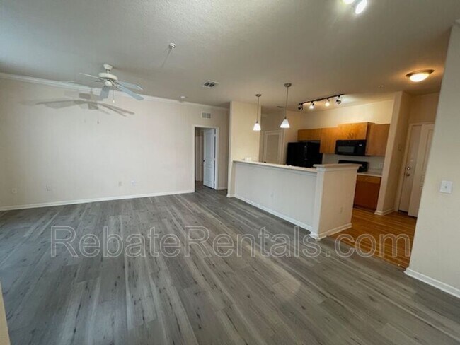 Foto del edificio - 8290 Gate Pkwy W