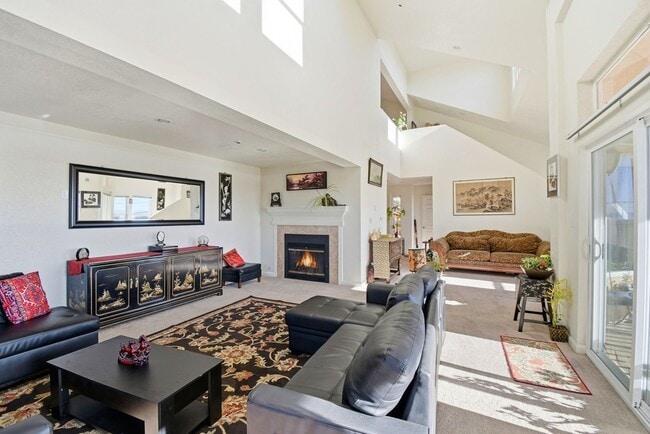 Foto del edificio - 9028 Burr St