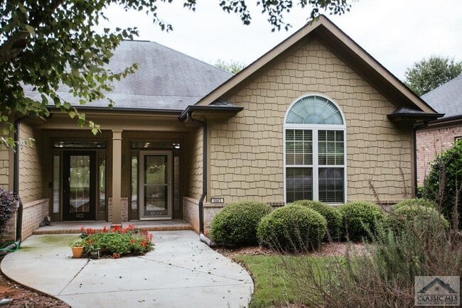 Building Photo - 1041 Bedford Trail