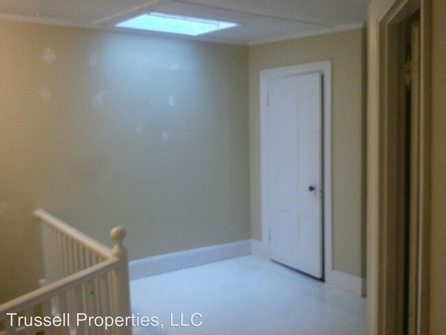 Building Photo - 509 Cumberland Ave
